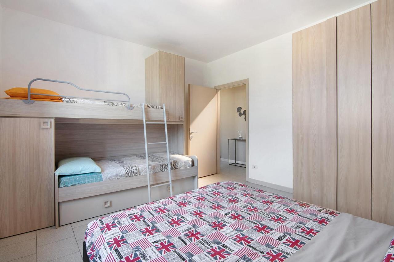 Apartmán Colico Center Exteriér fotografie