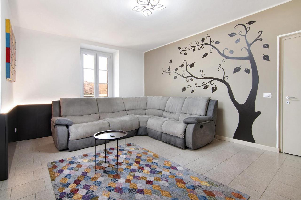 Apartmán Colico Center Exteriér fotografie