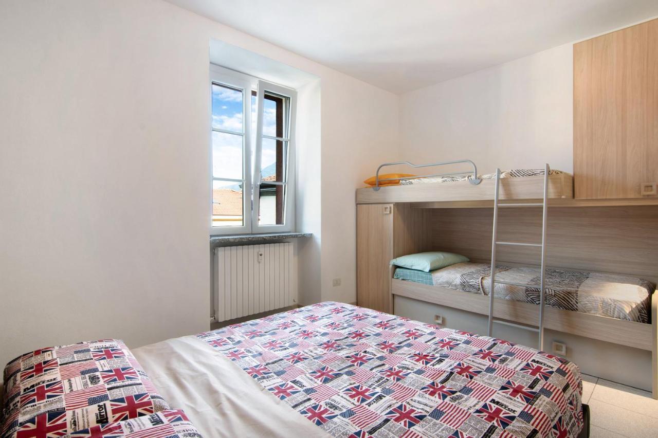 Apartmán Colico Center Exteriér fotografie